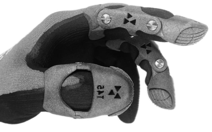 Le gant Artus est un exosquelette ergonomique de prévention des blessures et d’augmentation de la productivité